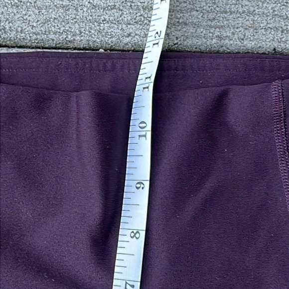 Lululemon In Focus Run Zoned Compression Tight Plum Shadow Size 6 - Picture 12 of 13